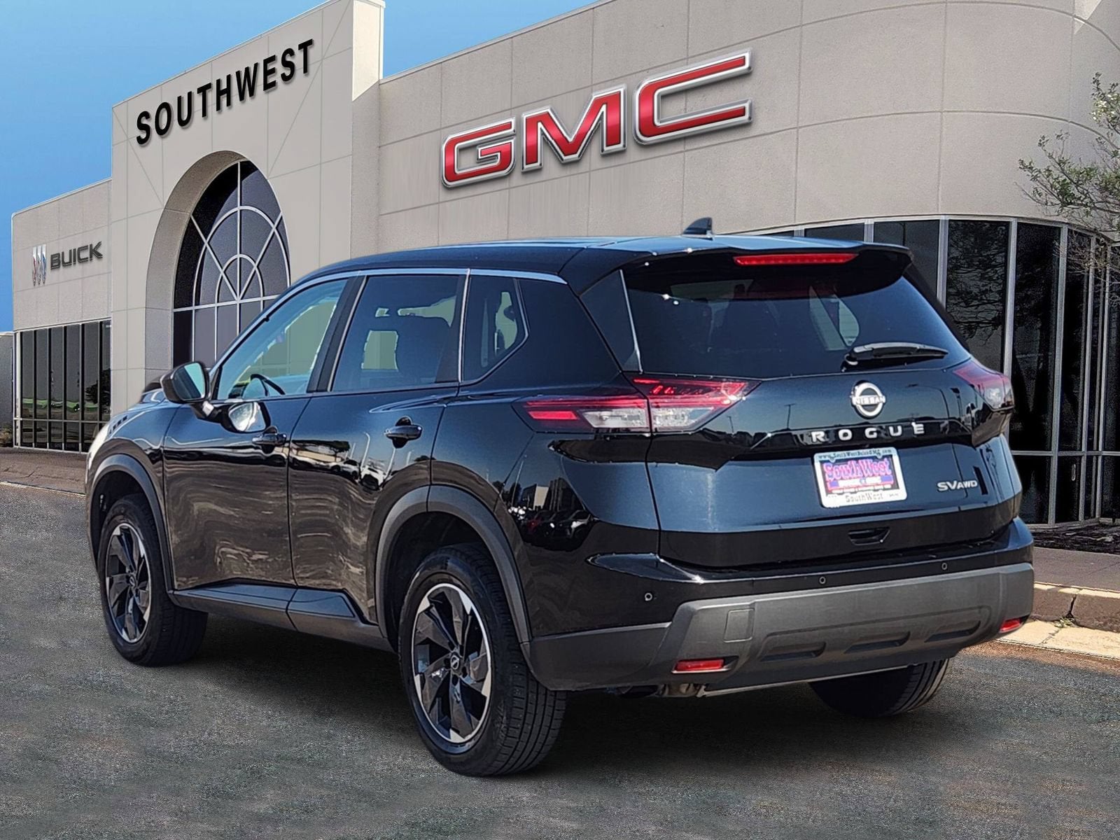 2024 Nissan Rogue SV
