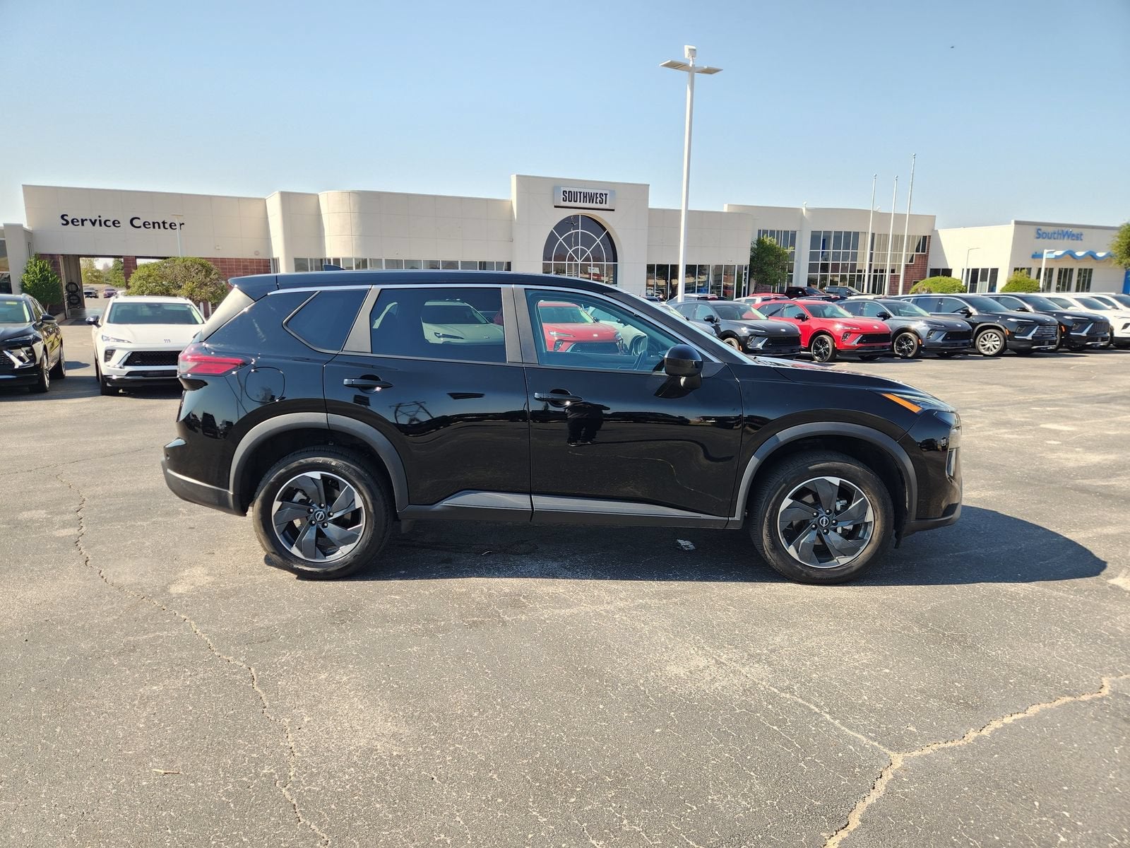 2024 Nissan Rogue SV