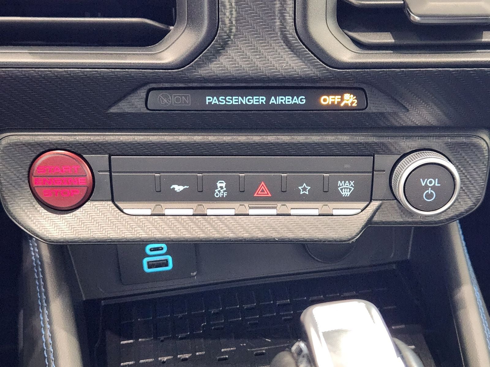2024 Ford Mustang Dark Horse