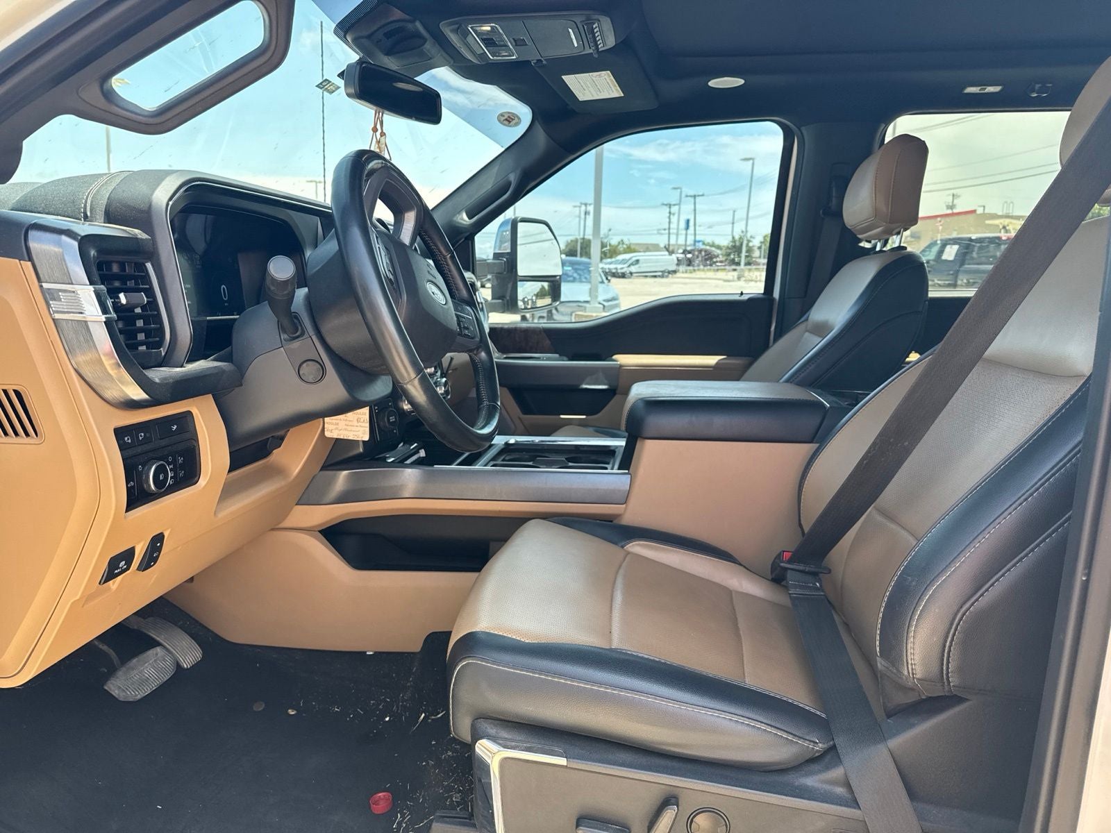 2023 Ford F-350SD Lariat DRW
