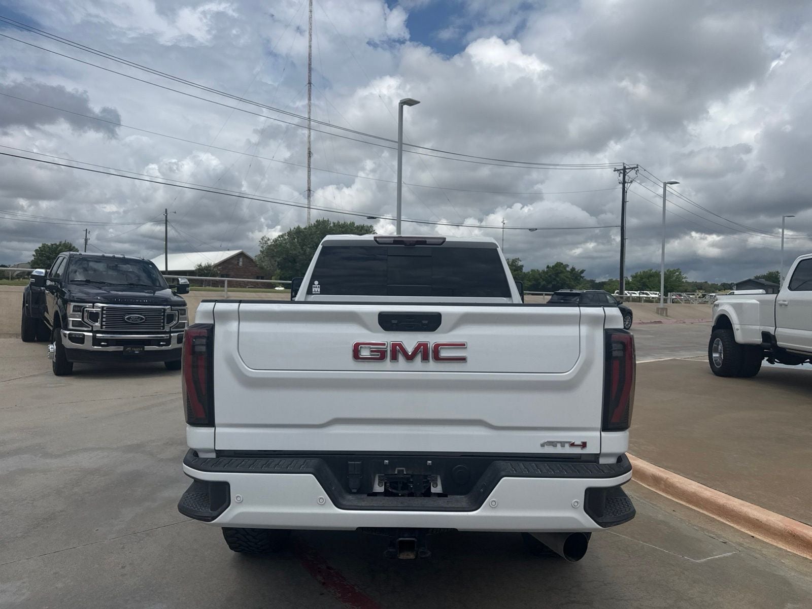 2024 GMC Sierra 2500HD AT4
