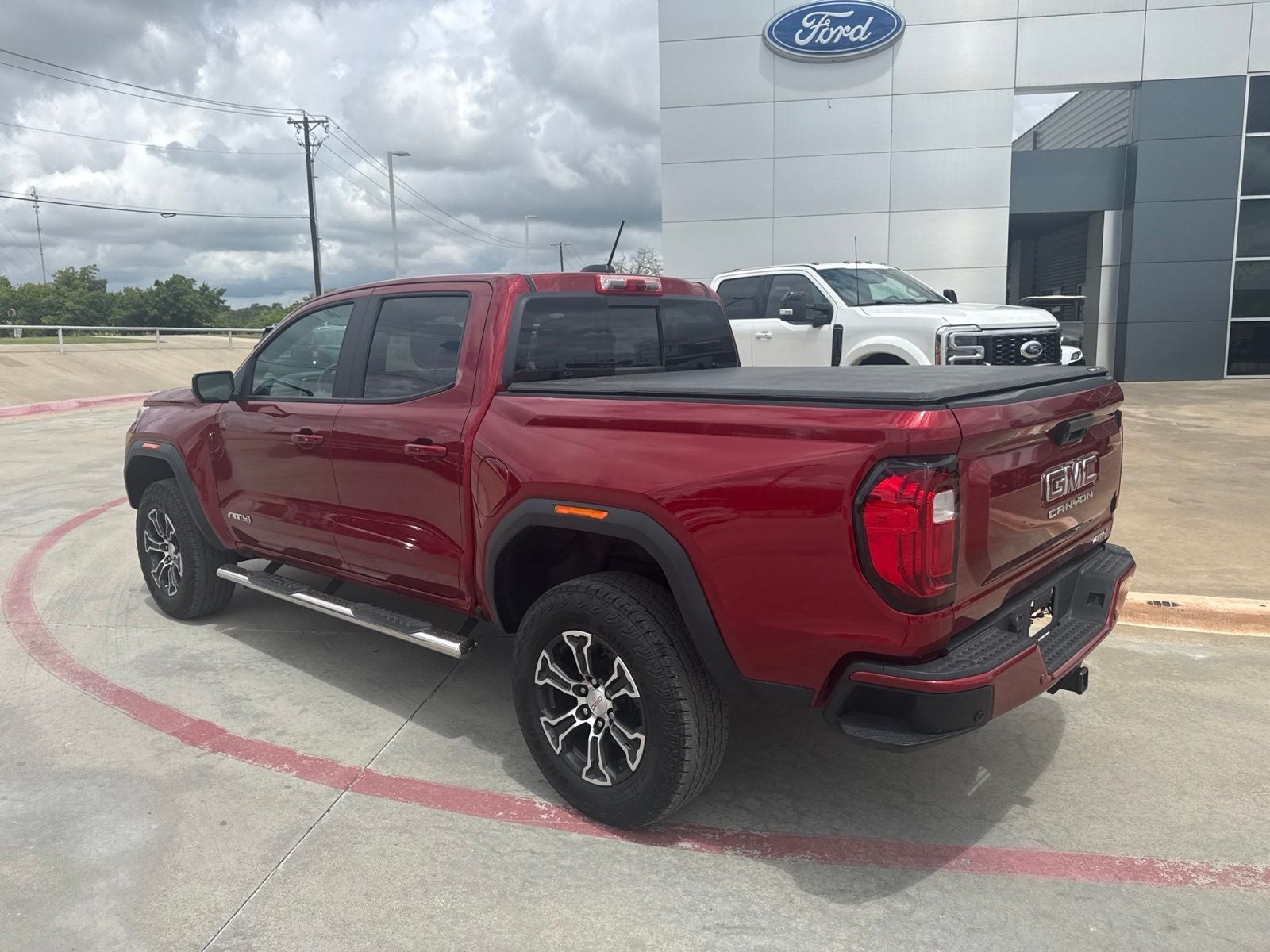 2023 GMC Canyon AT4