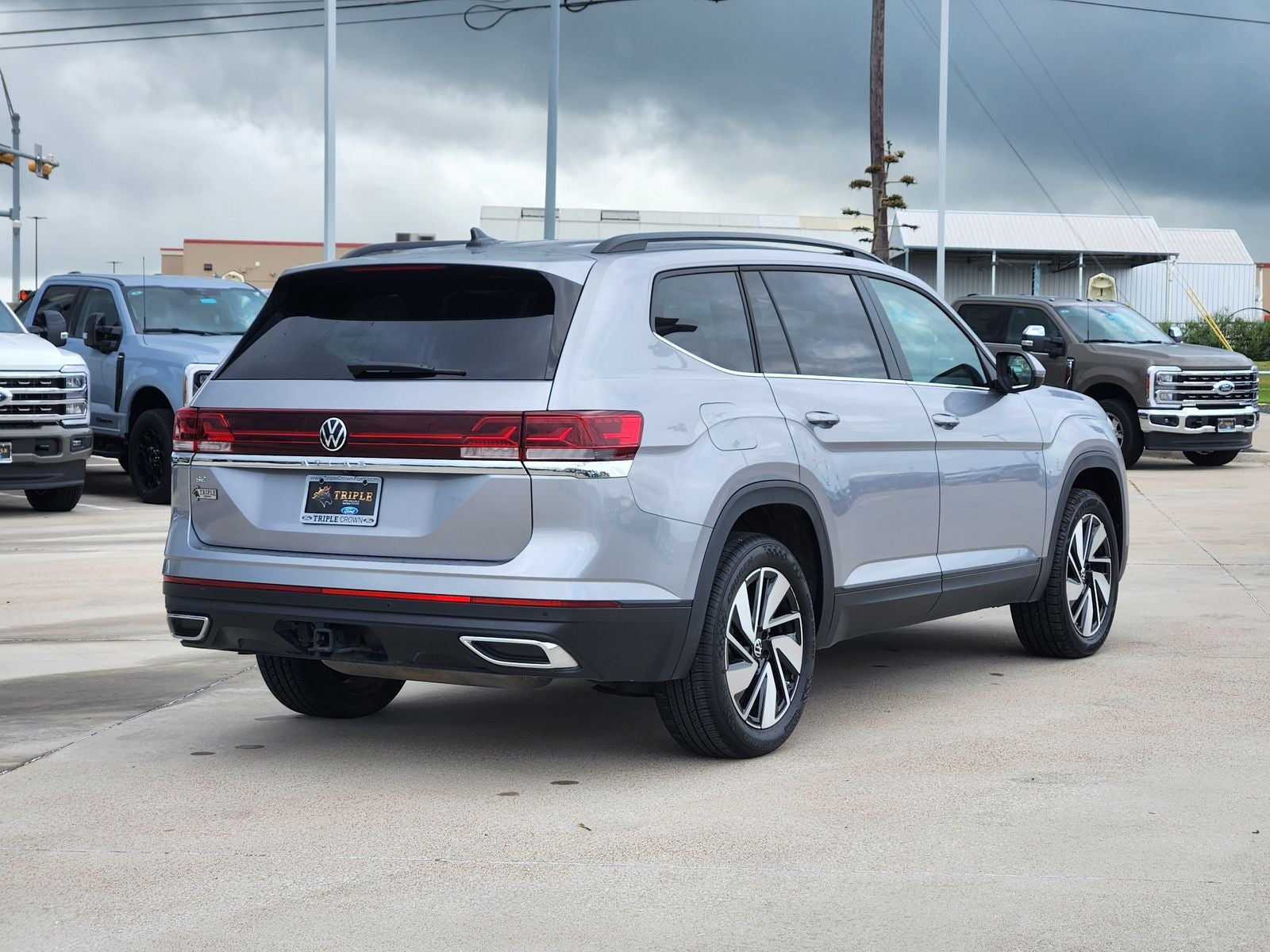 2025 Volkswagen Atlas 2.0T SE w/Technology