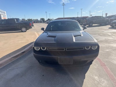 2017 Dodge Challenger SXT
