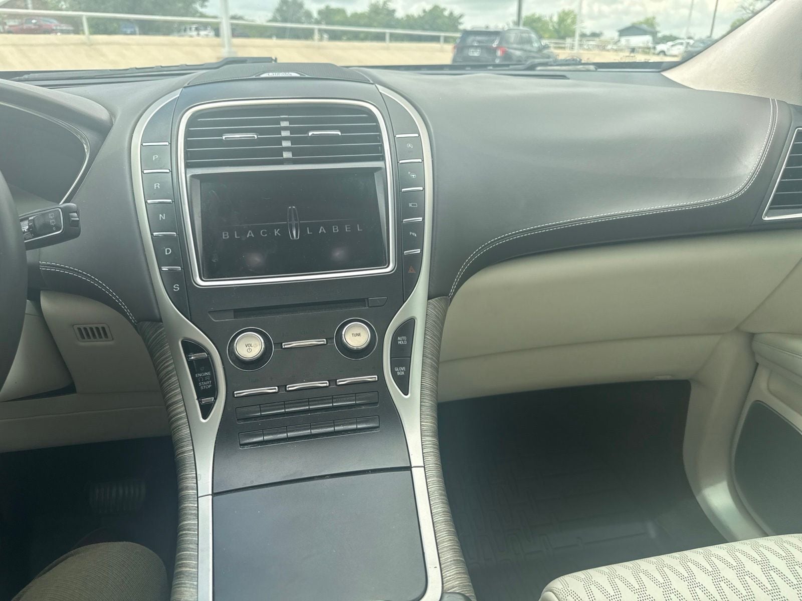 2019 Lincoln Nautilus Black Label