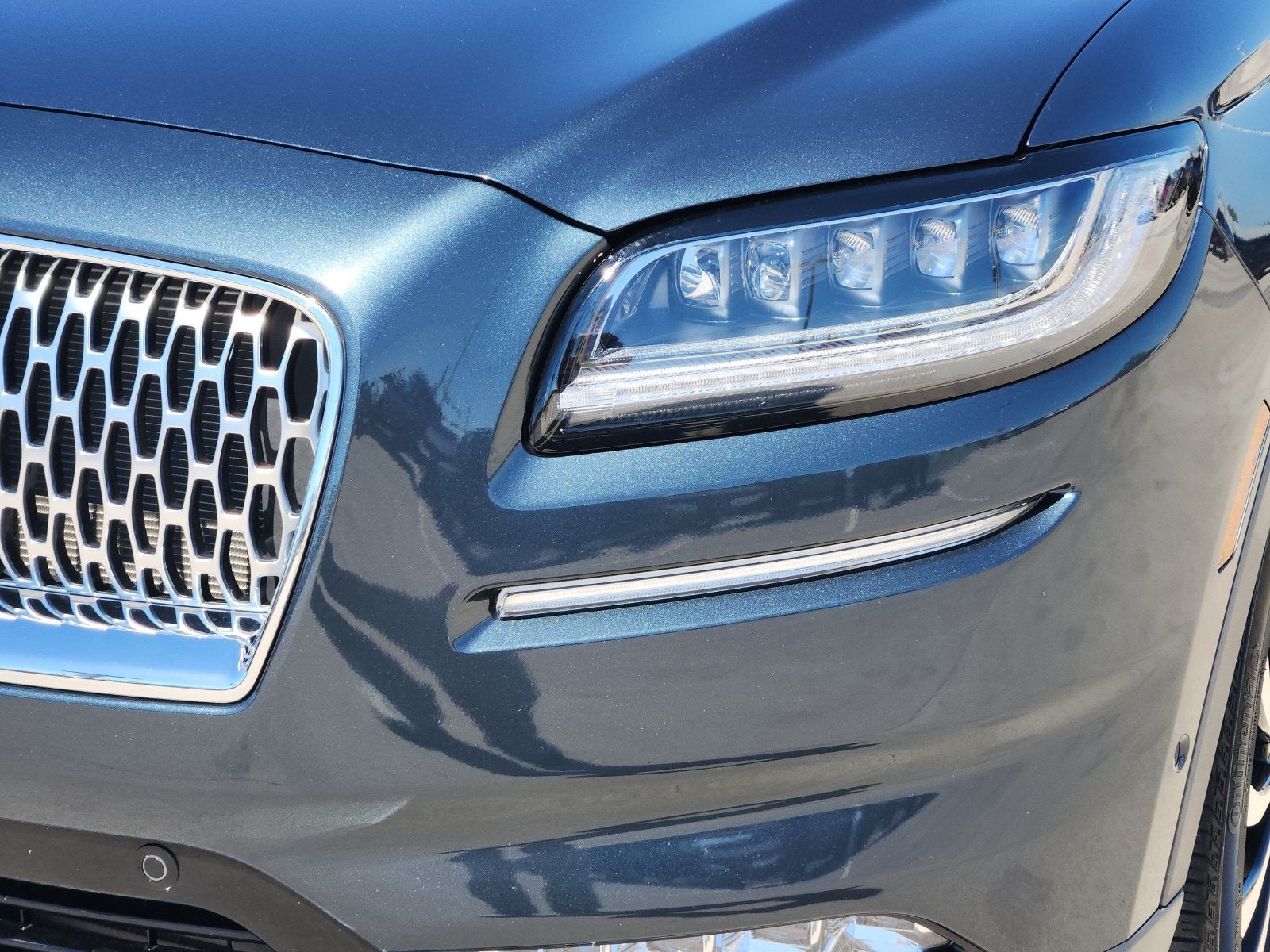2022 Lincoln Nautilus Black Label