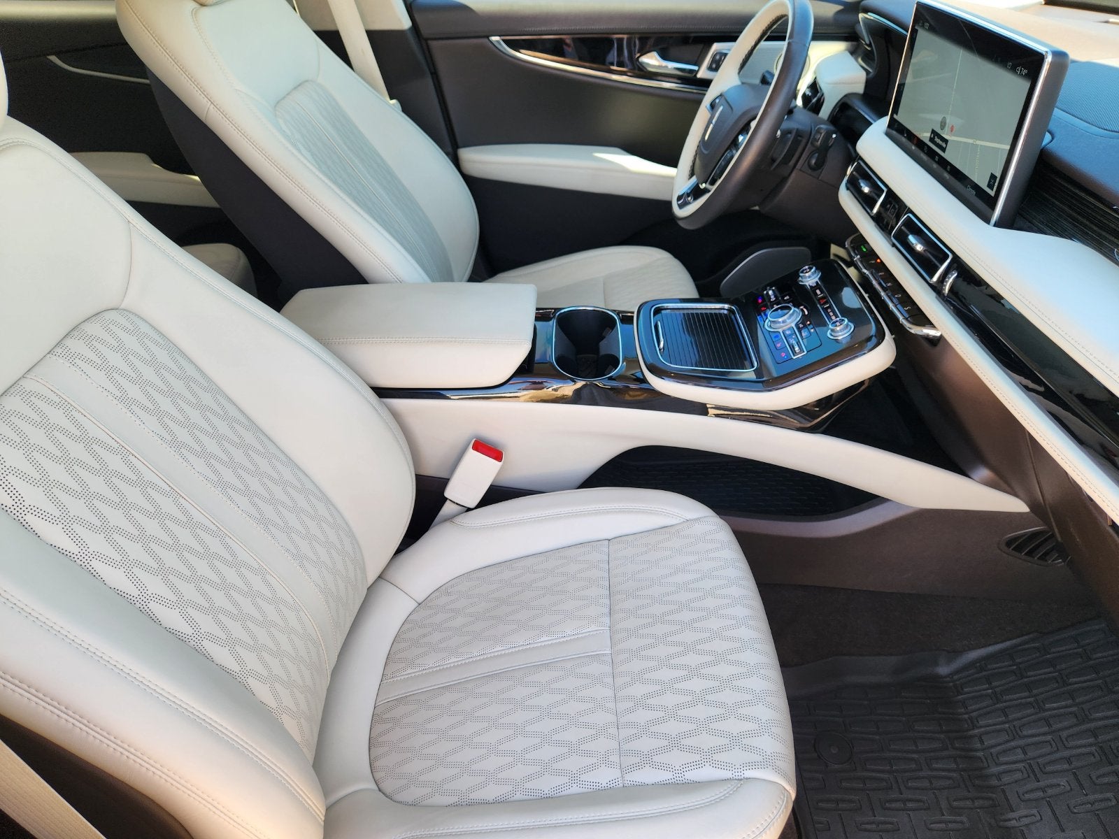 2022 Lincoln Nautilus Black Label
