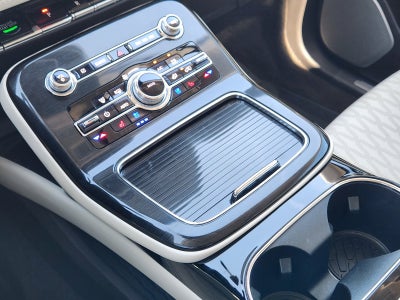 2022 Lincoln Nautilus Black Label