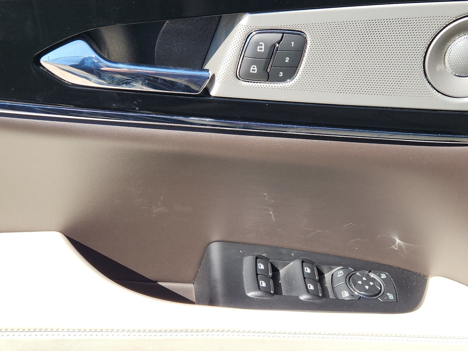 2022 Lincoln Nautilus Black Label