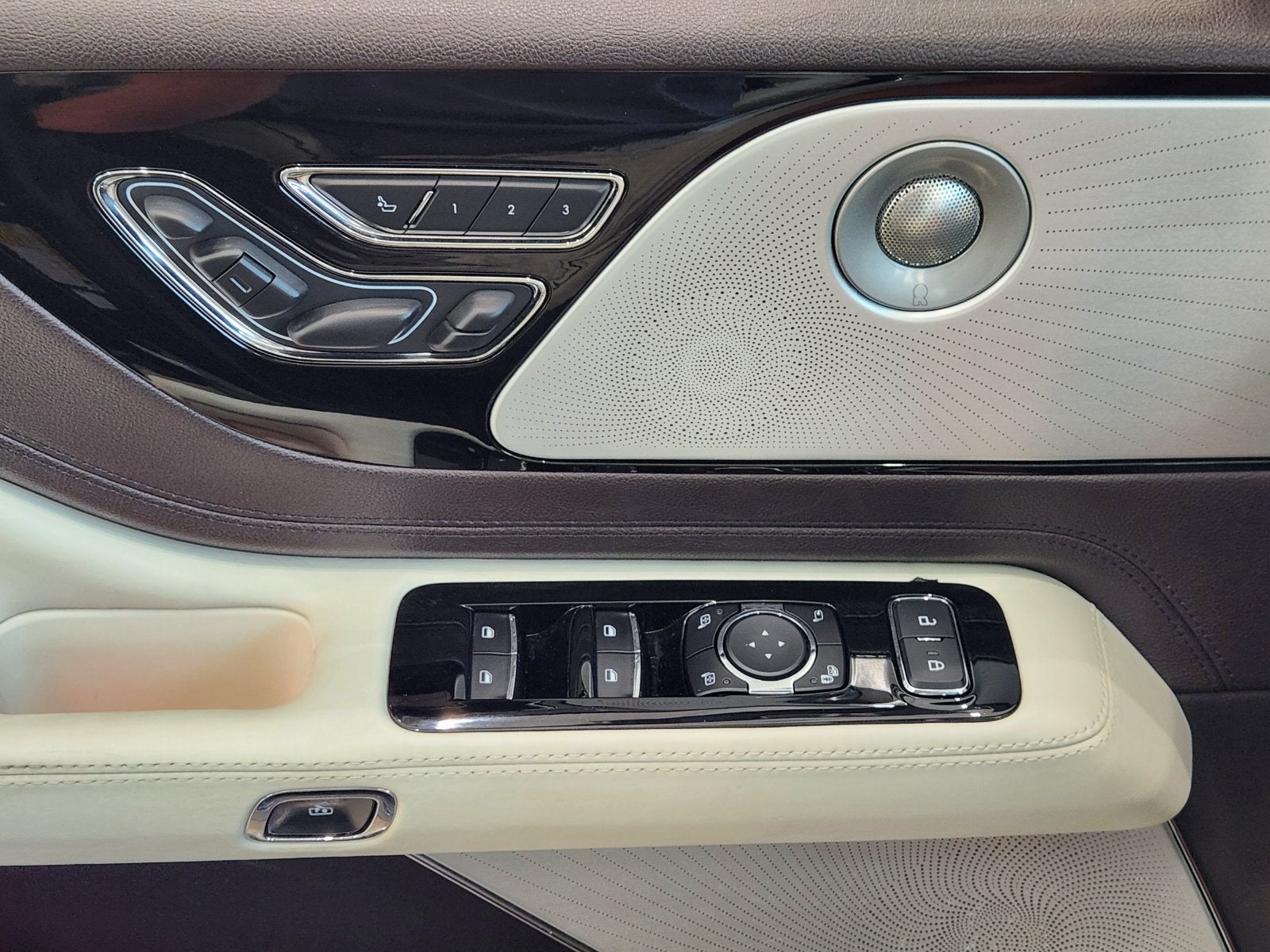 2023 Lincoln Aviator Black Label Premium