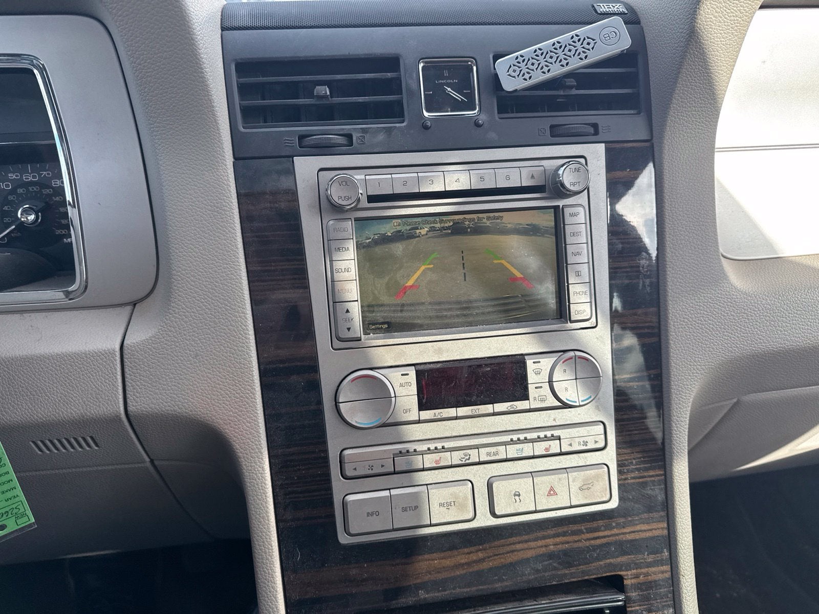 2010 Lincoln Navigator Base