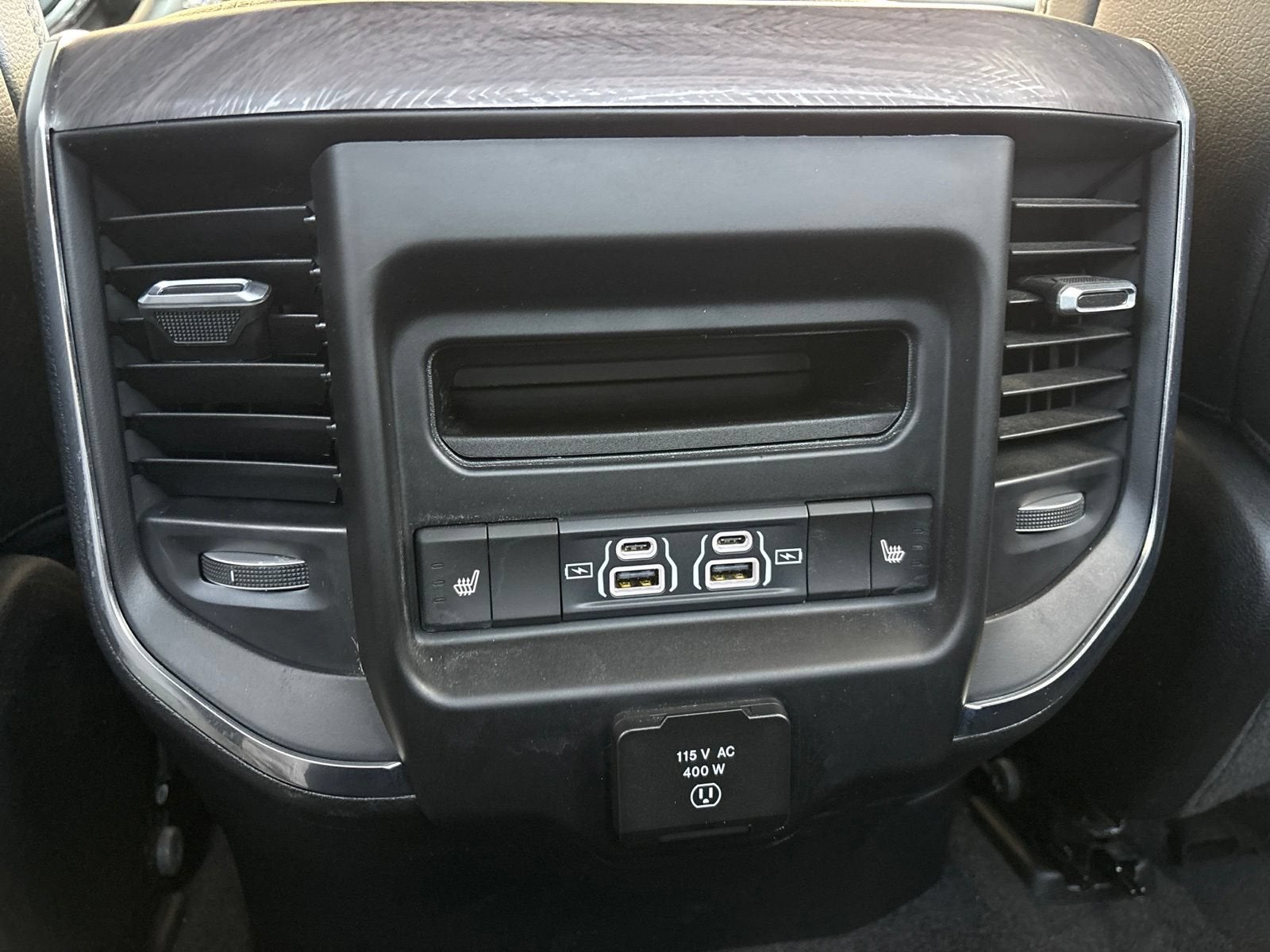2025 RAM 1500 Laramie Crew Cab 4x4 5'7" Box