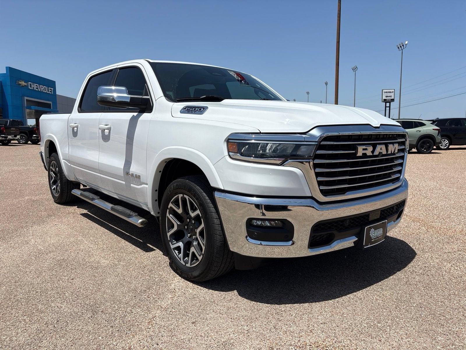 2025 RAM 1500 Laramie Crew Cab 4x4 5'7" Box