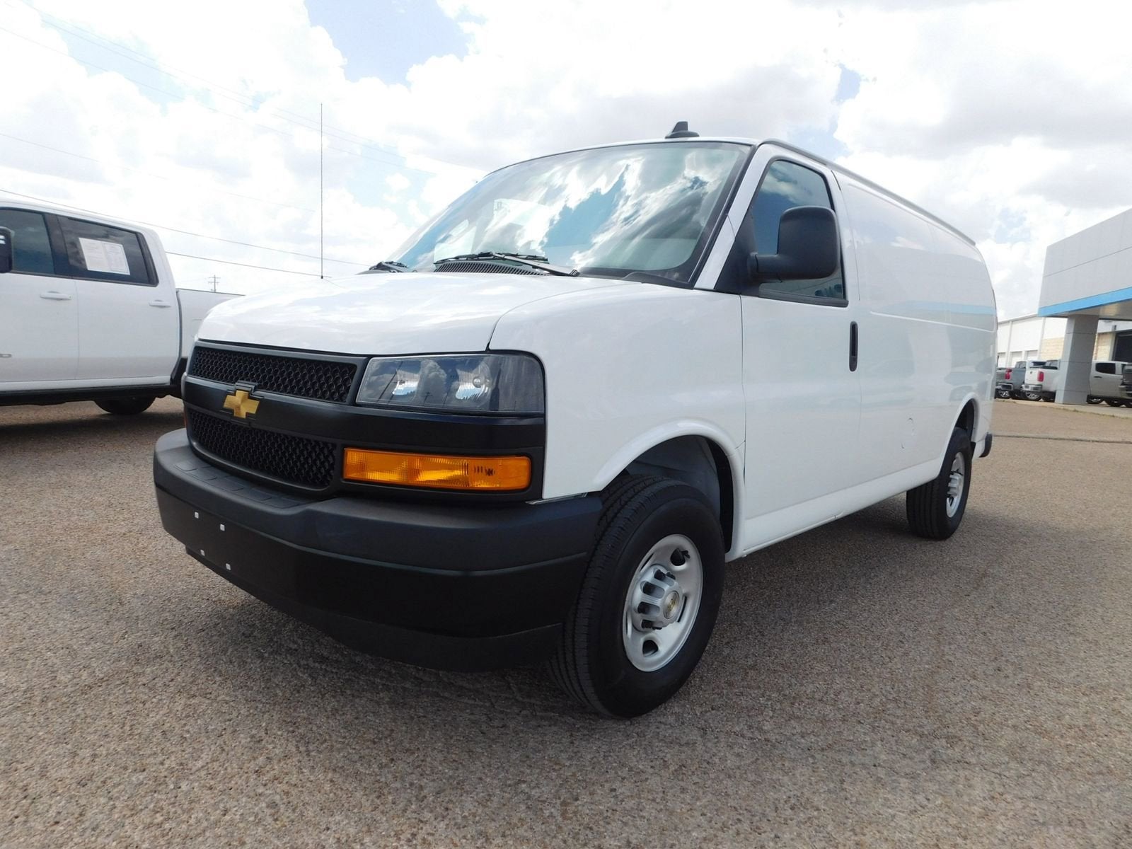 2024 Chevrolet Express Cargo 2500 WT
