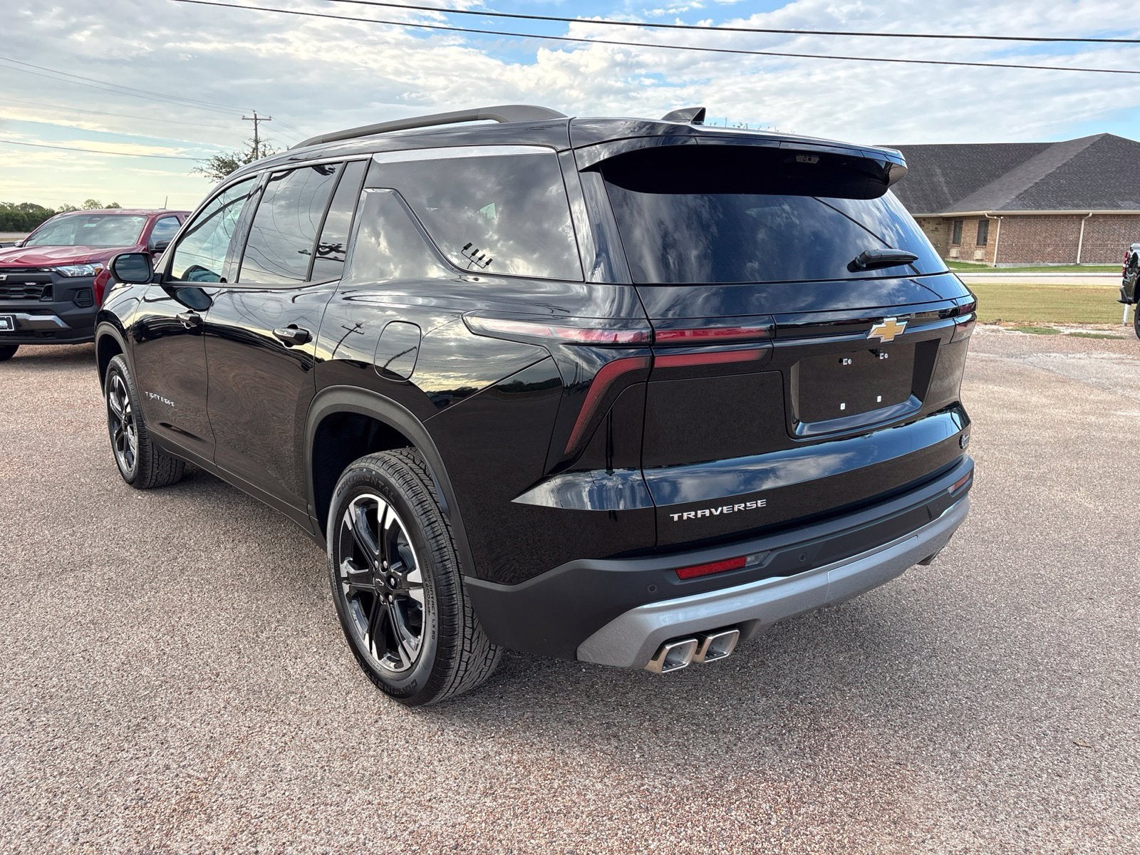 2027 Chevrolet Traverse LT