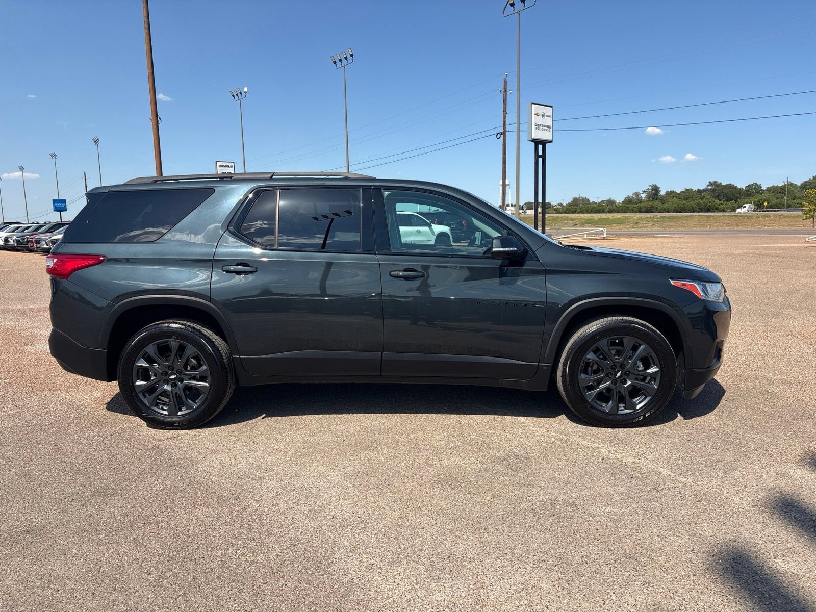 2021 Chevrolet Traverse RS