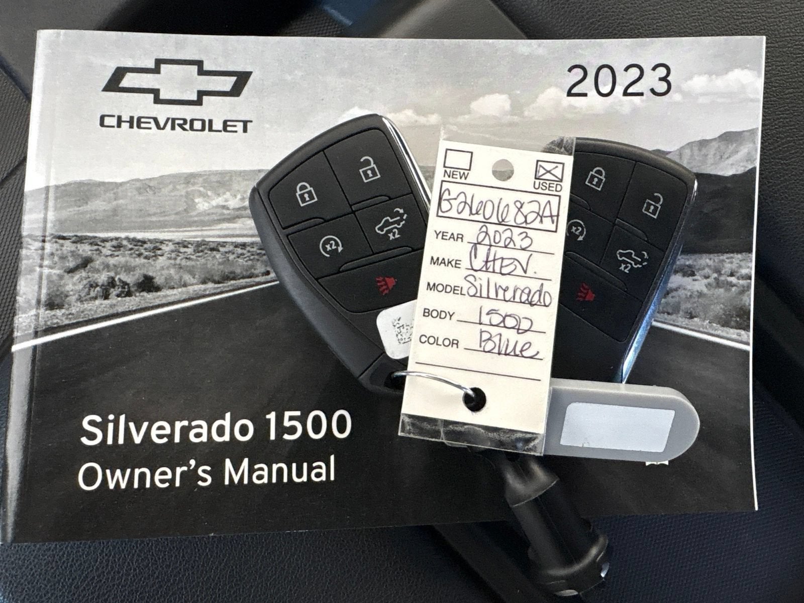 2023 Chevrolet Silverado 1500 Custom