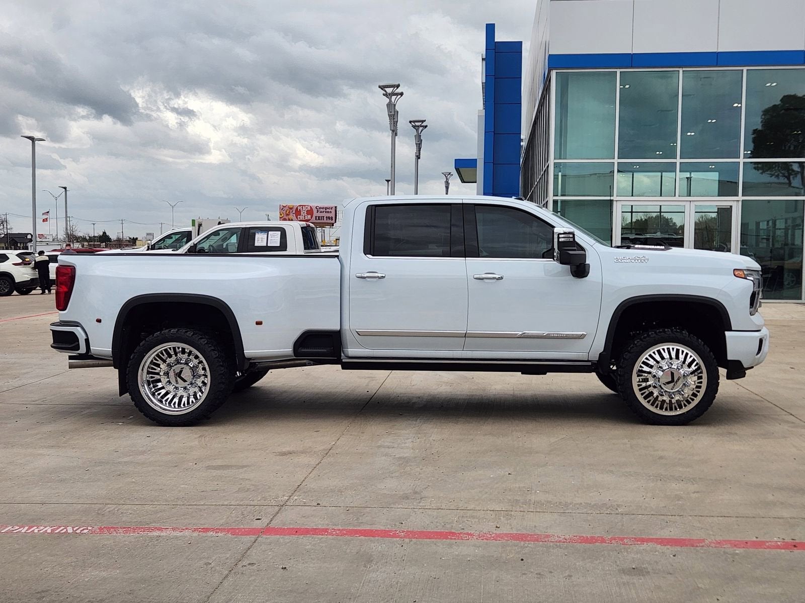 2026 Chevrolet Silverado 3500 HD High Country DRW