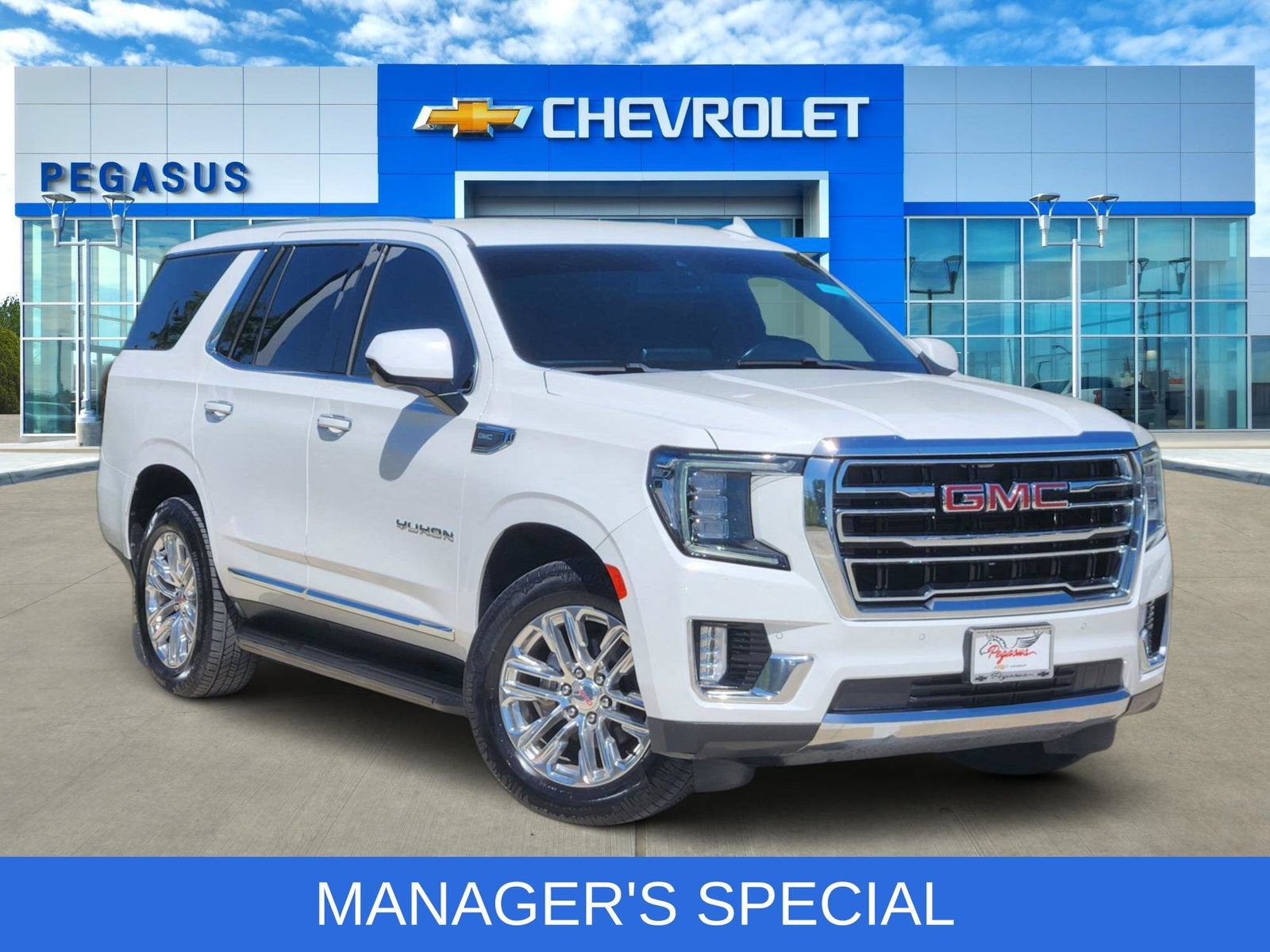 2023 GMC Yukon SLT