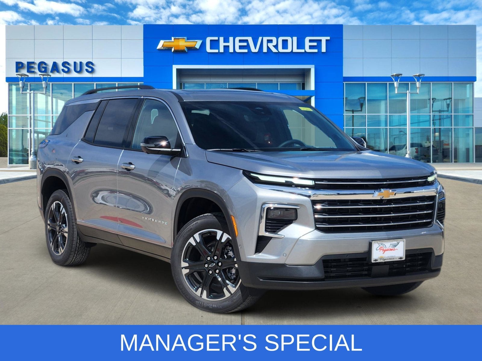 2027 Chevrolet Traverse LT
