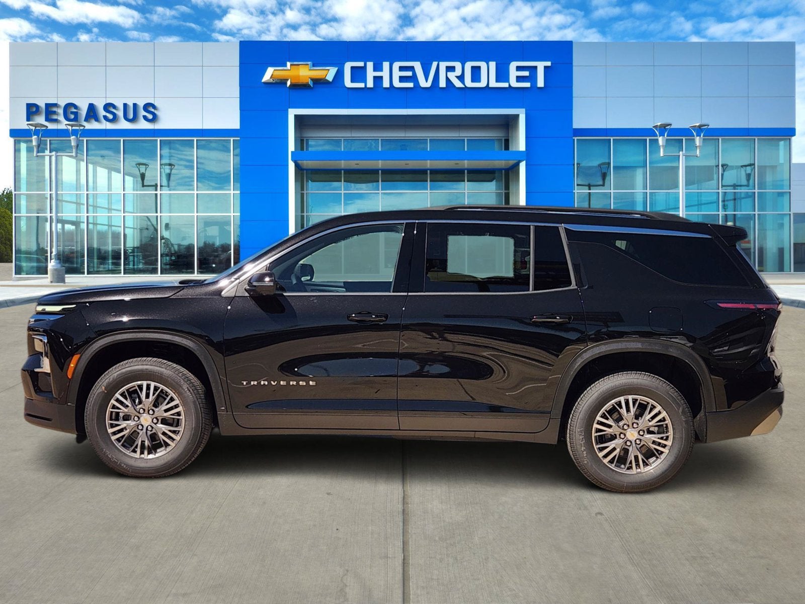2027 Chevrolet Traverse LT