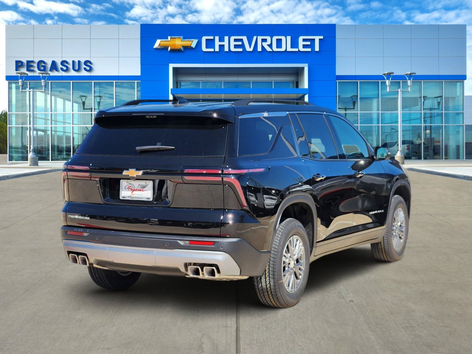 2027 Chevrolet Traverse LT