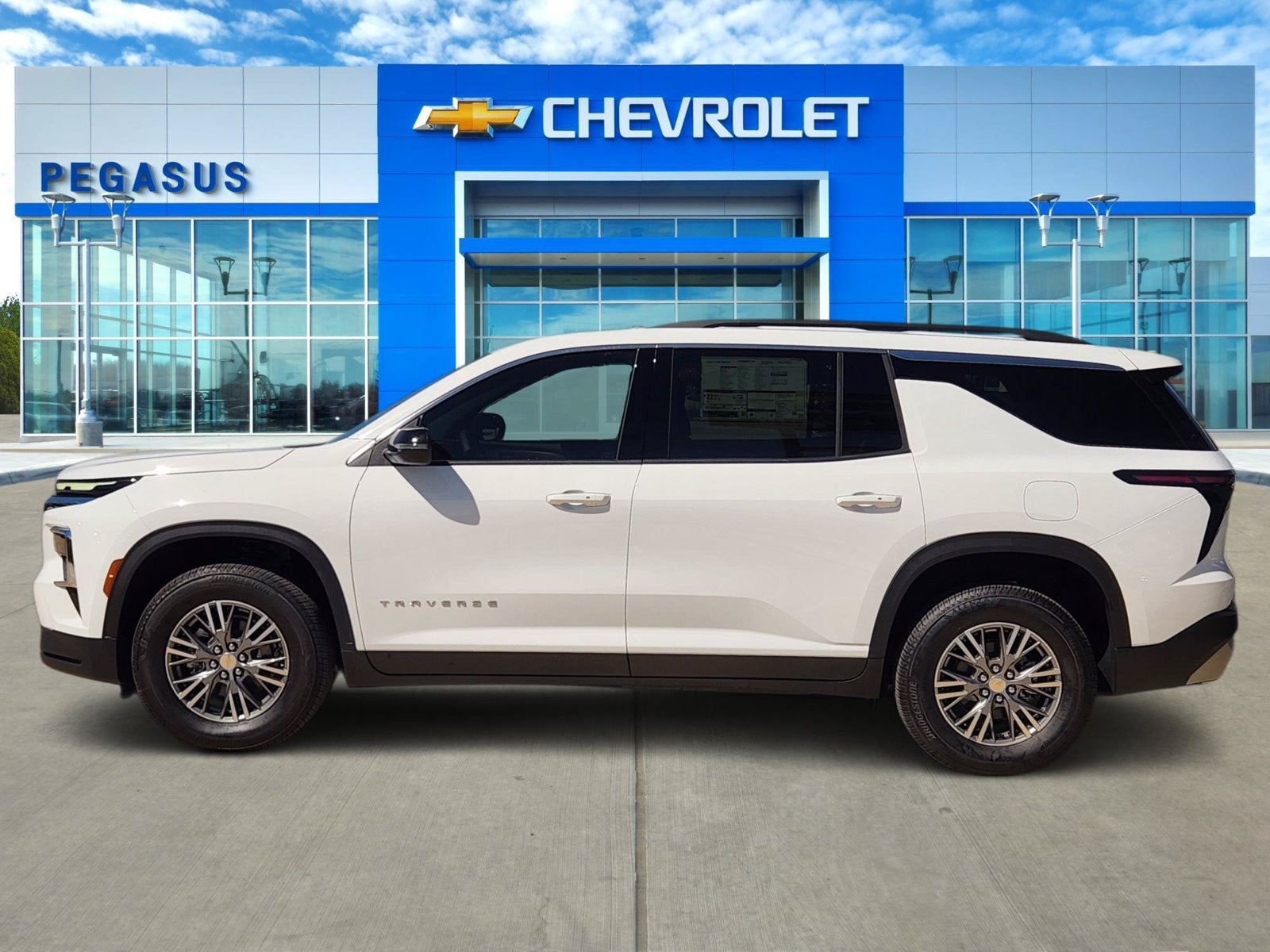 2027 Chevrolet Traverse LT