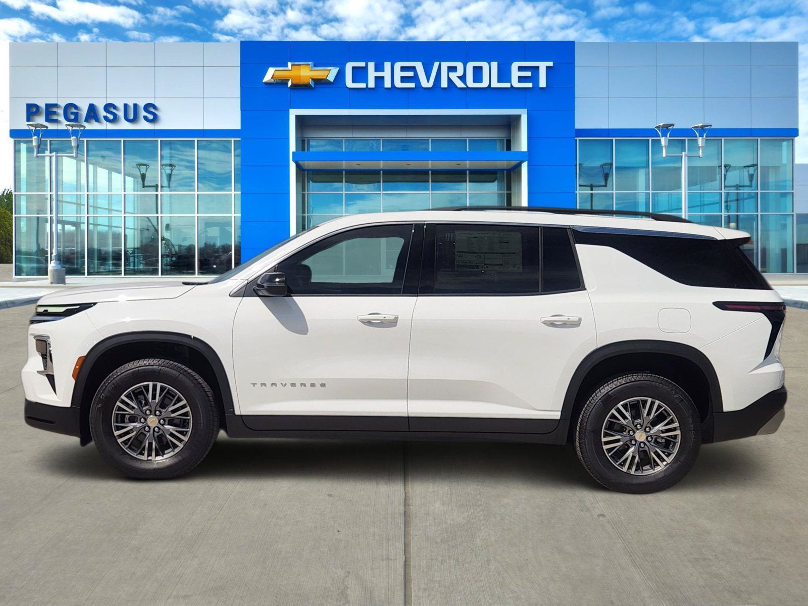 2027 Chevrolet Traverse LT