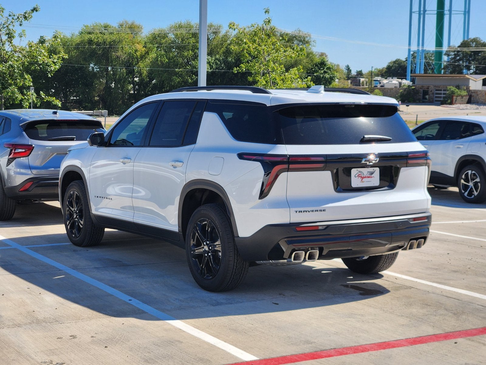2027 Chevrolet Traverse LT