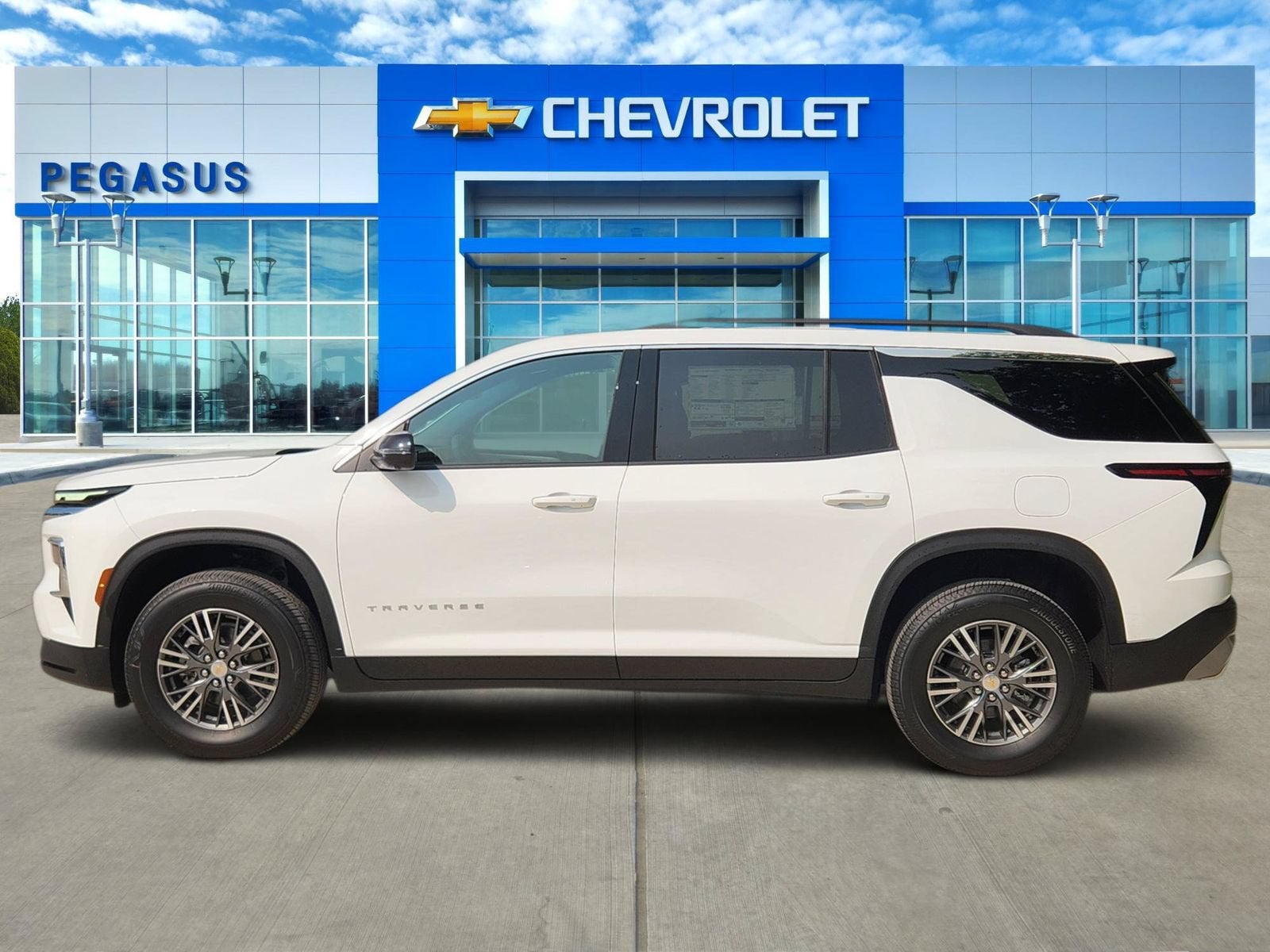 2026 Chevrolet Traverse LT