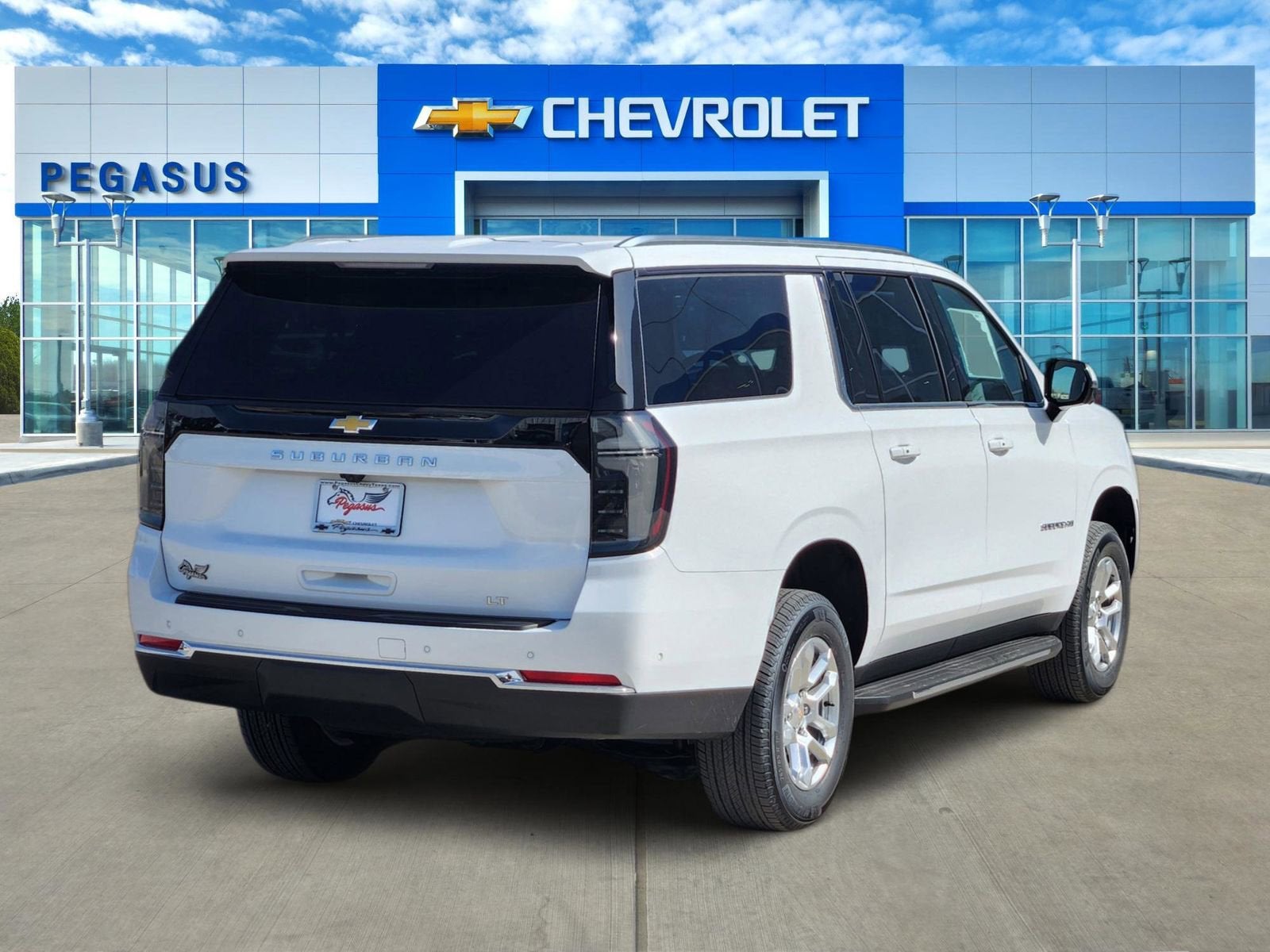 2026 Chevrolet Suburban LT