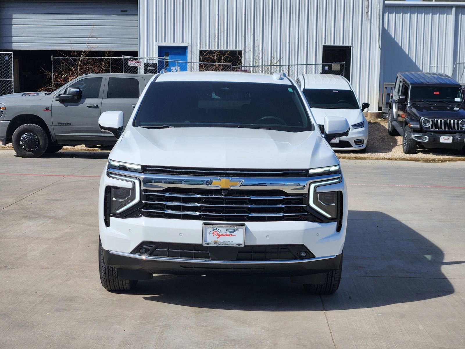 2026 Chevrolet Suburban LT