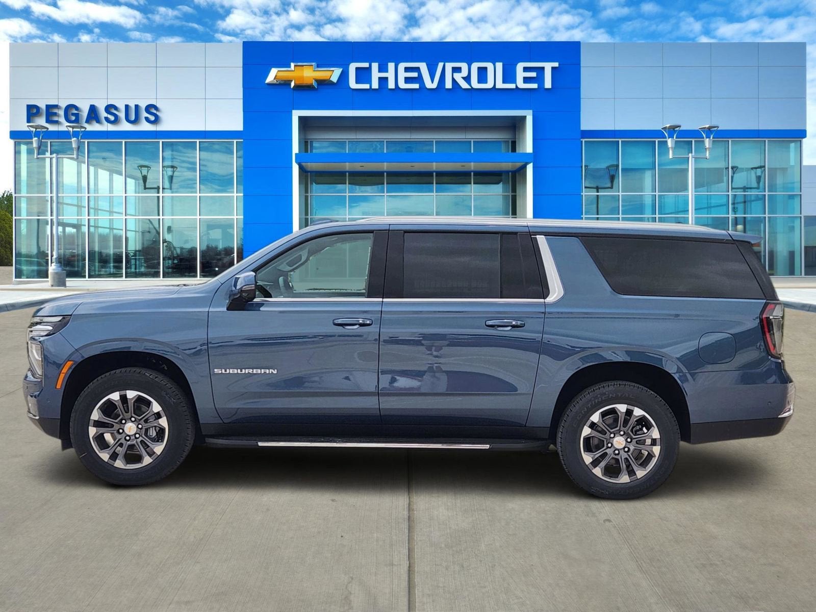 2026 Chevrolet Suburban LT
