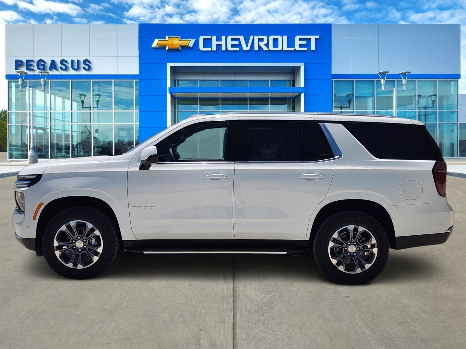 2026 Chevrolet Tahoe LS