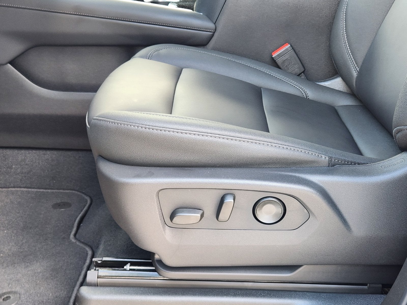 2027 Chevrolet Tahoe LT