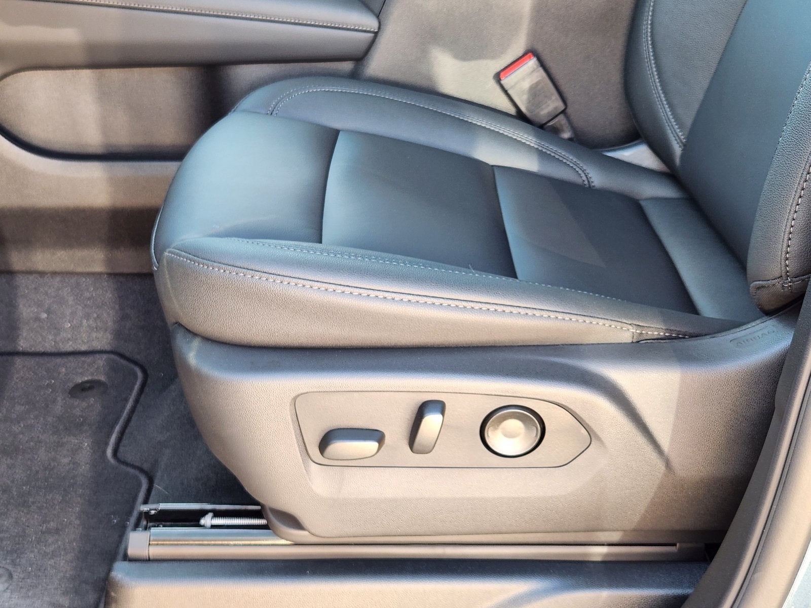 2027 Chevrolet Tahoe LT