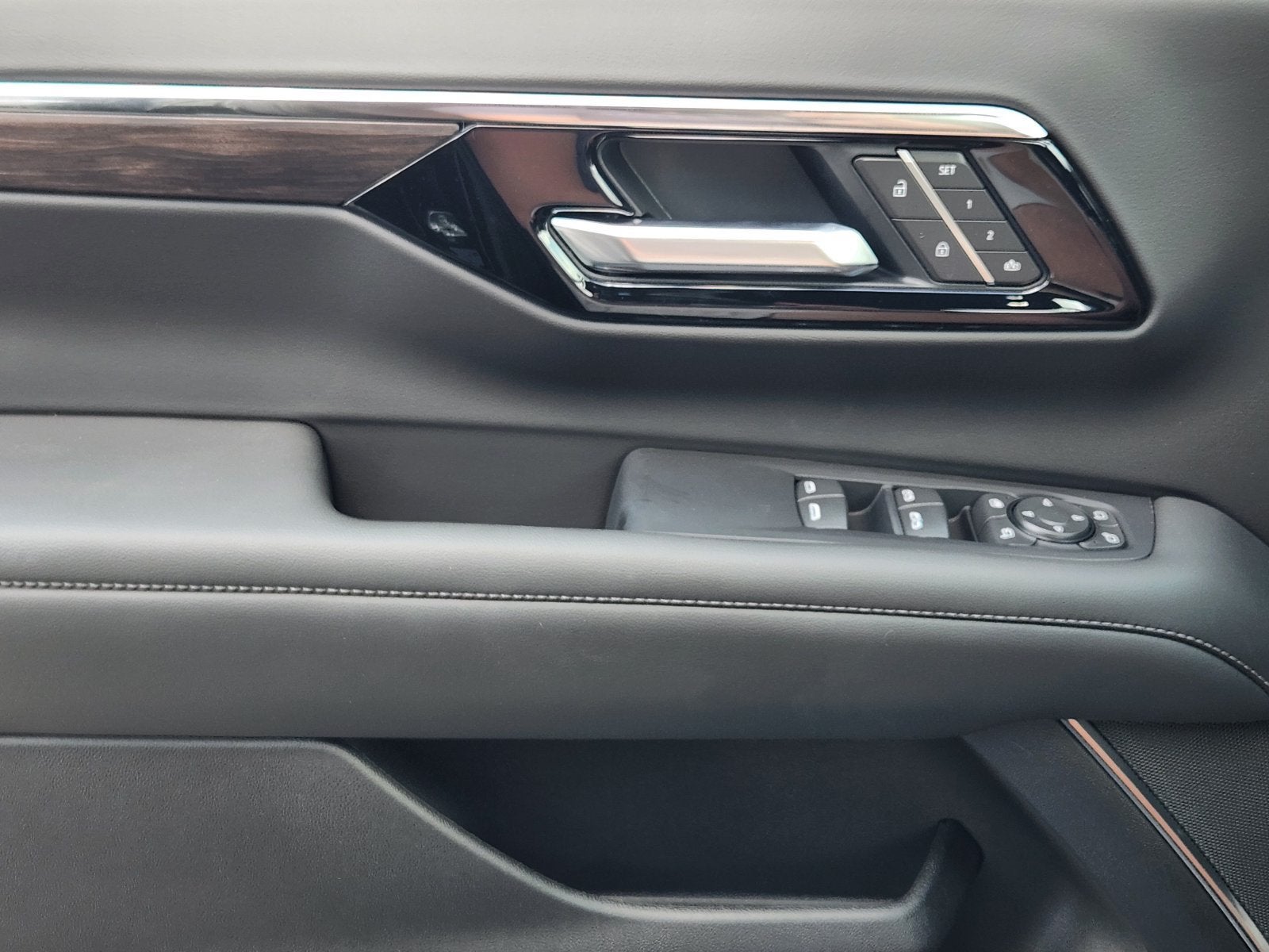 2027 Chevrolet Tahoe LT