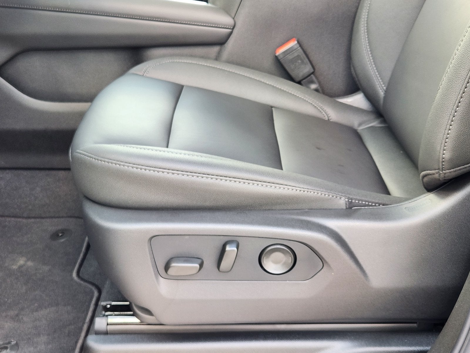2027 Chevrolet Tahoe LT