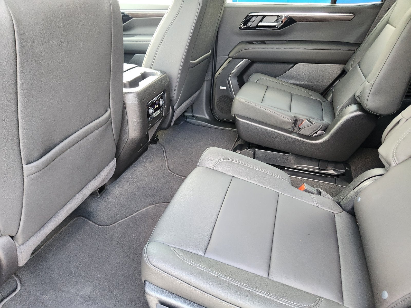 2027 Chevrolet Tahoe LT