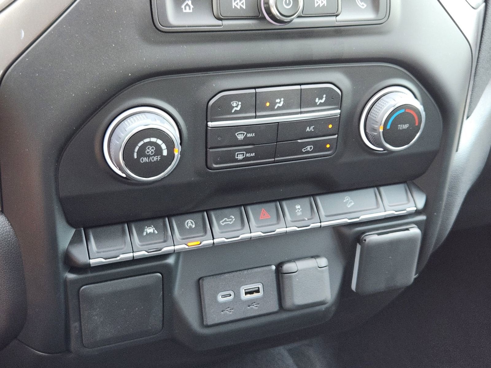 2025 Chevrolet Silverado 1500 Custom Trail Boss