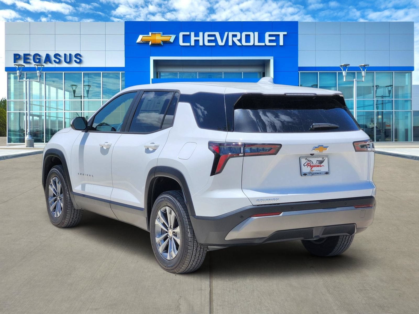2027 Chevrolet Equinox LT