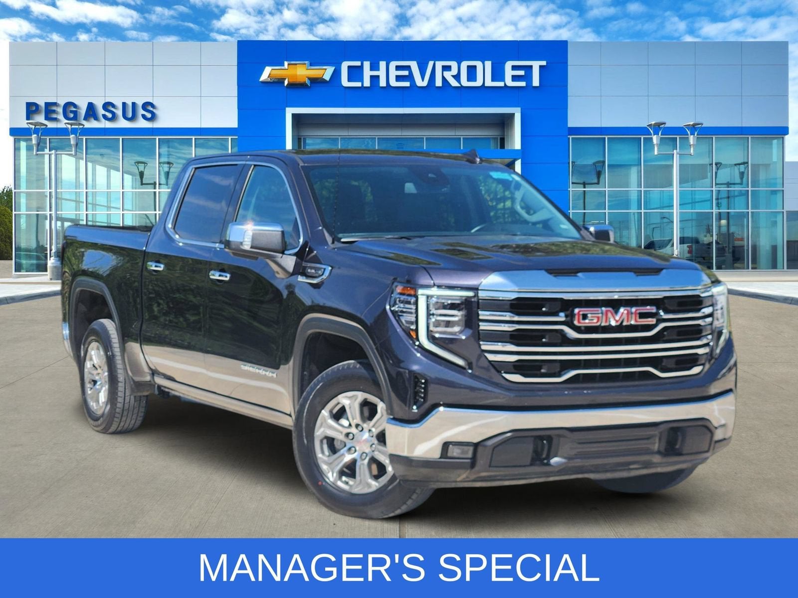 2025 GMC Sierra 1500 SLT