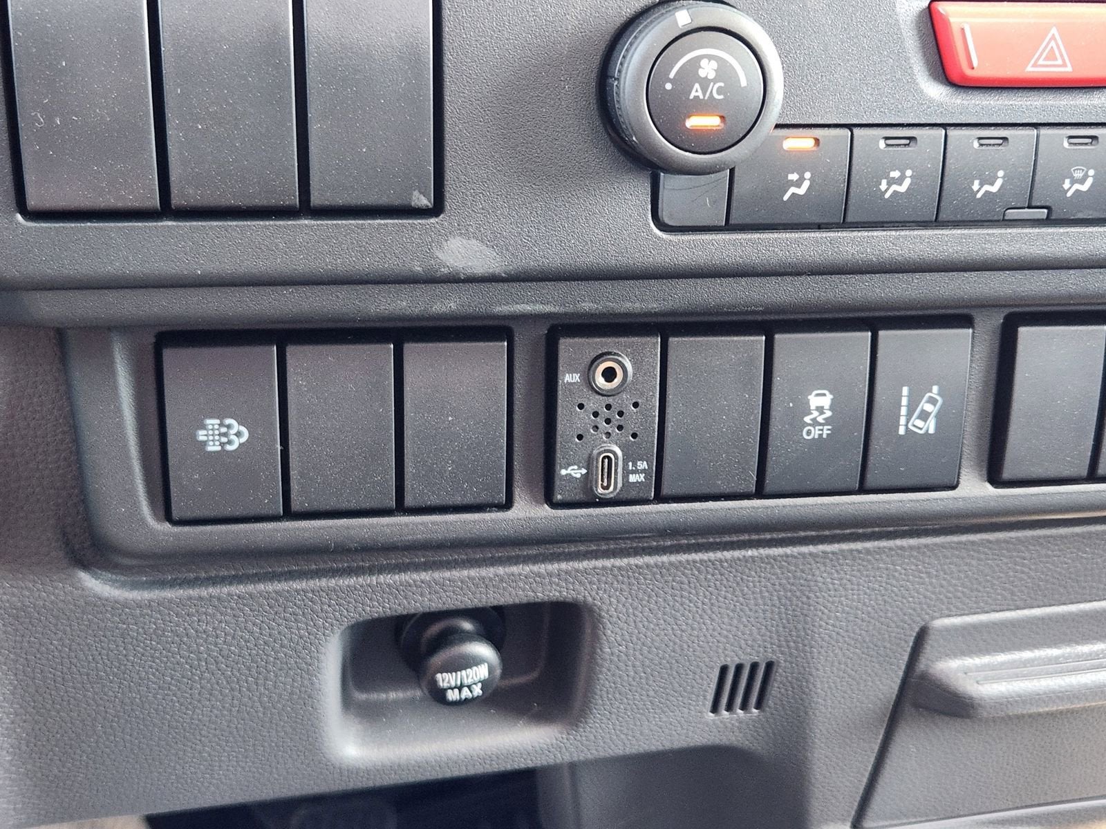 2025 Chevrolet Low Cab Forward 4500 XD Base