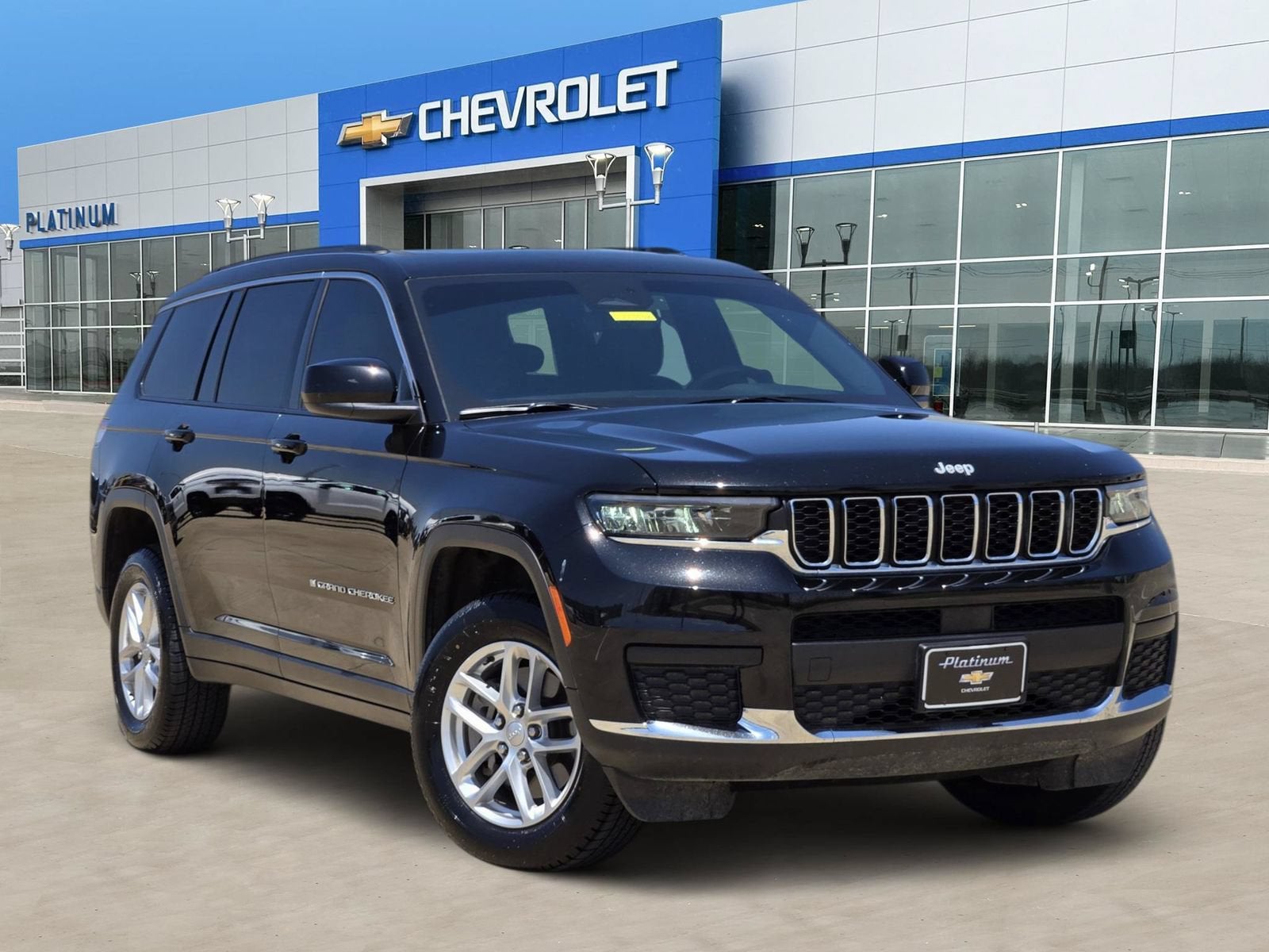 2025 Jeep Grand Cherokee L Laredo X 4x2