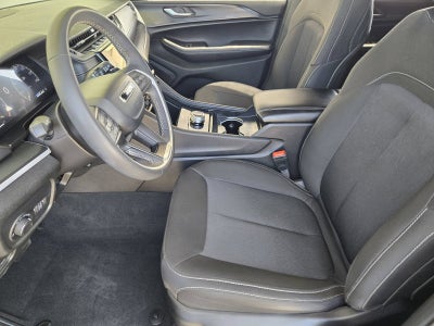 2025 Jeep Grand Cherokee L Laredo X 4x2