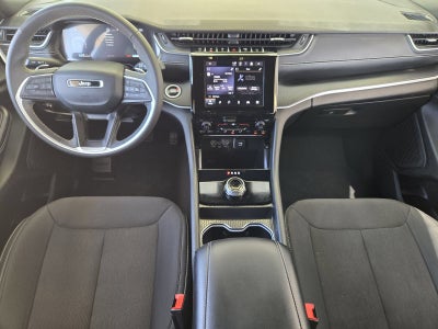 2025 Jeep Grand Cherokee L Laredo X 4x2
