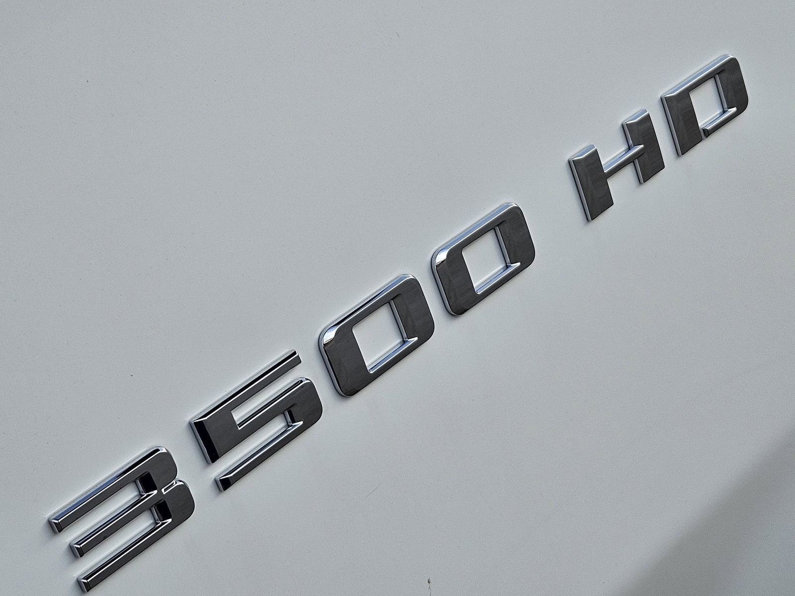 2026 Chevrolet Silverado 3500 HD Chassis Cab LT