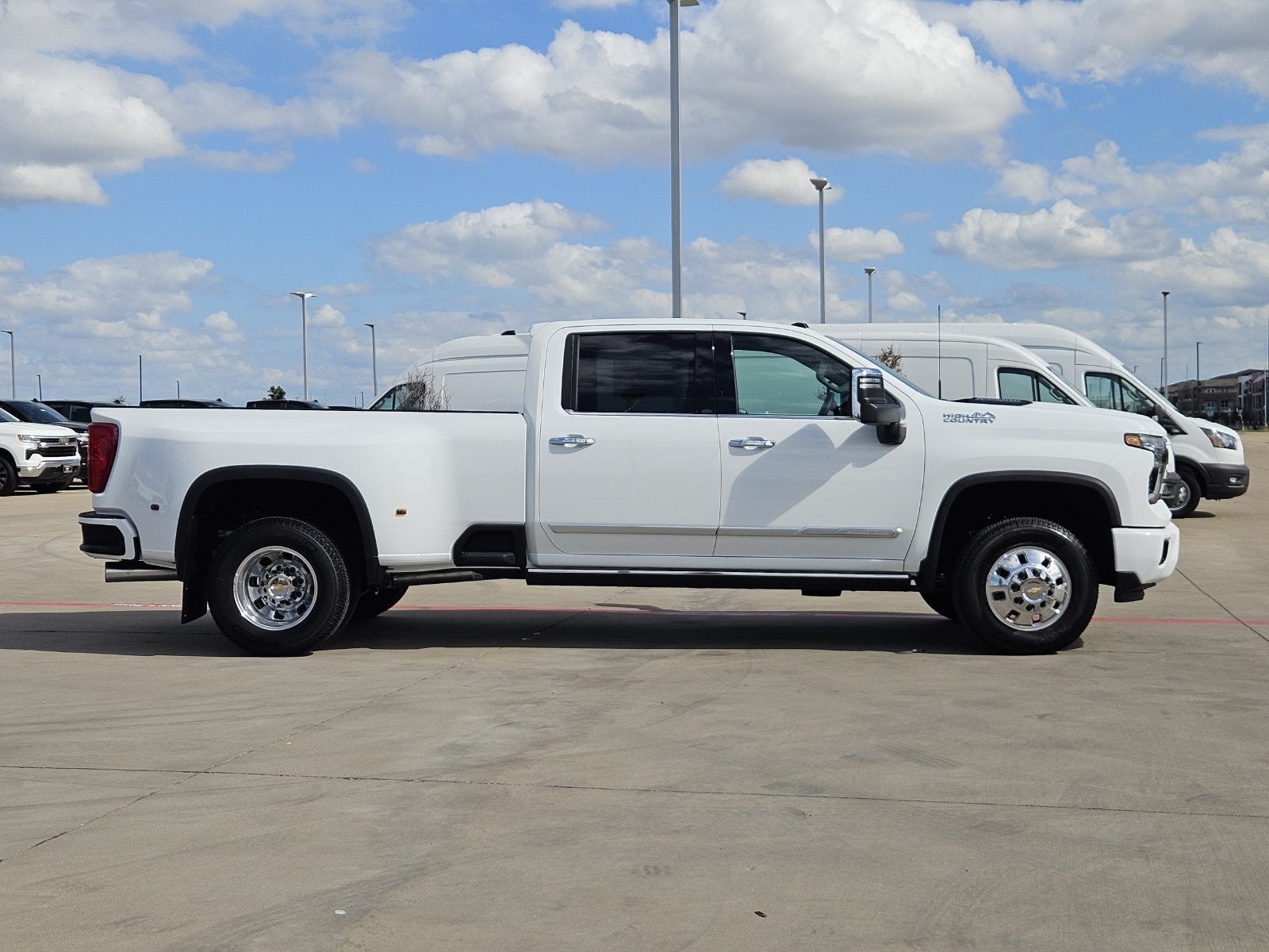 2026 Chevrolet Silverado 3500 HD High Country DRW