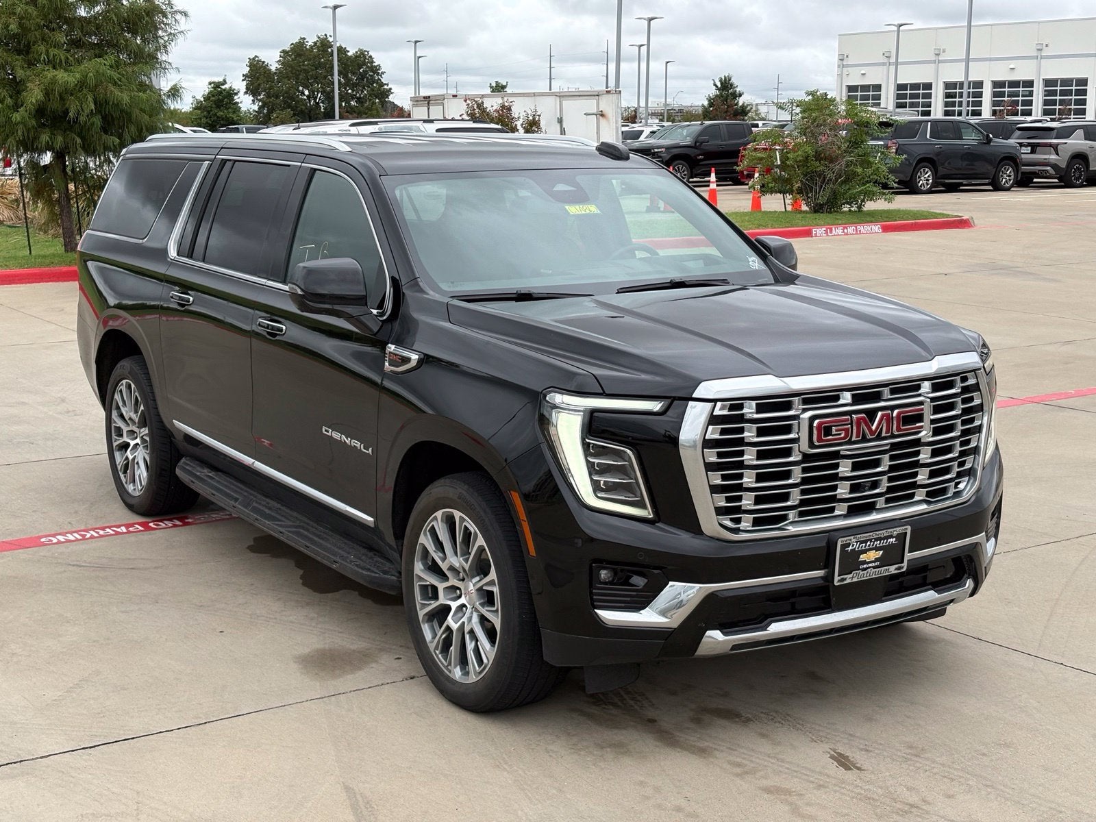 2025 GMC Yukon XL Denali