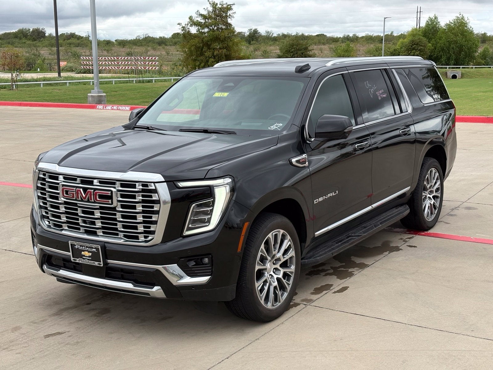 2025 GMC Yukon XL Denali